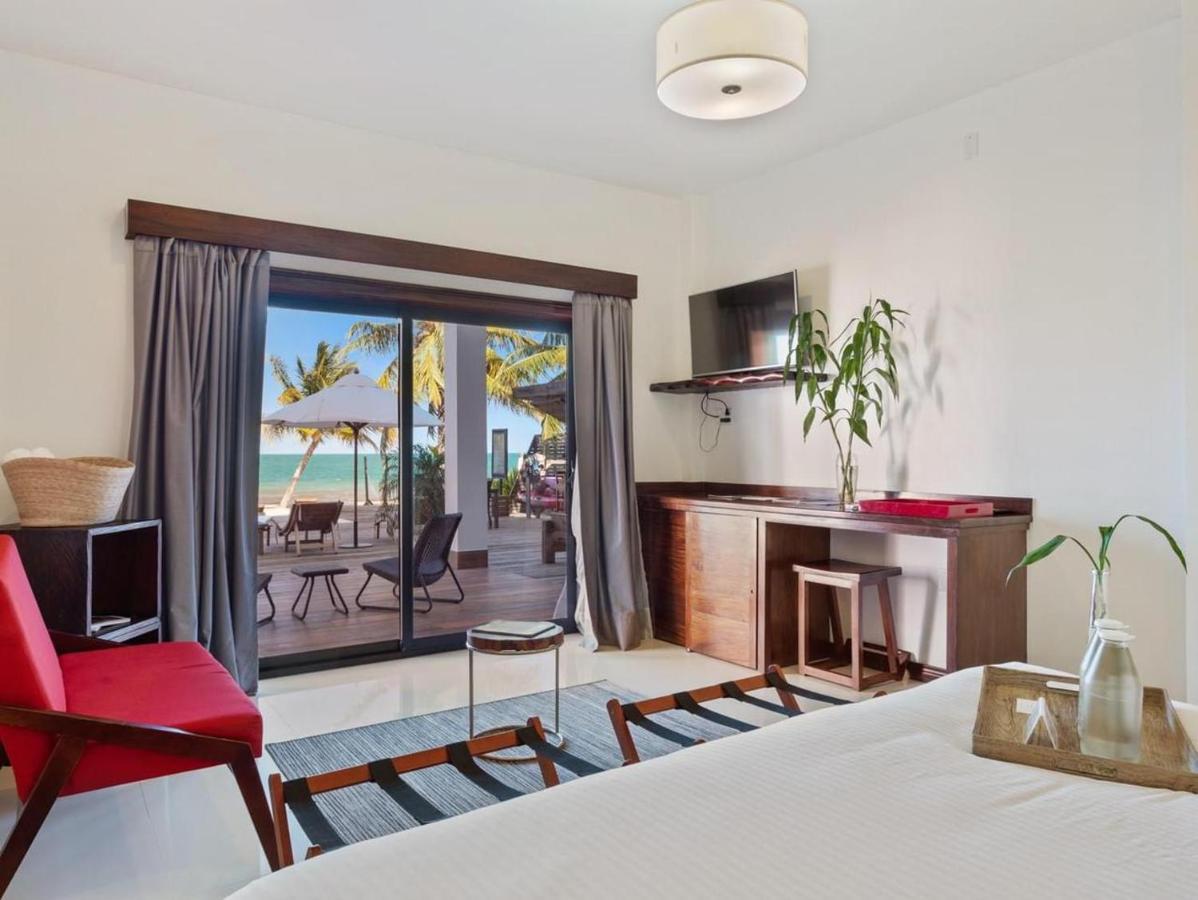 The Ellysian Boutique Hotel Placencia Екстериор снимка