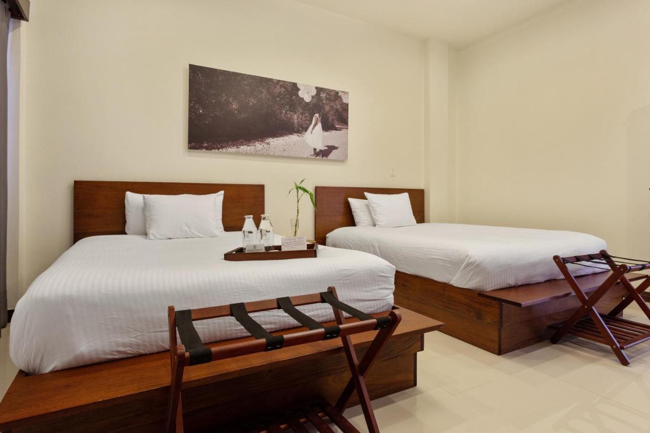 The Ellysian Boutique Hotel Placencia Екстериор снимка