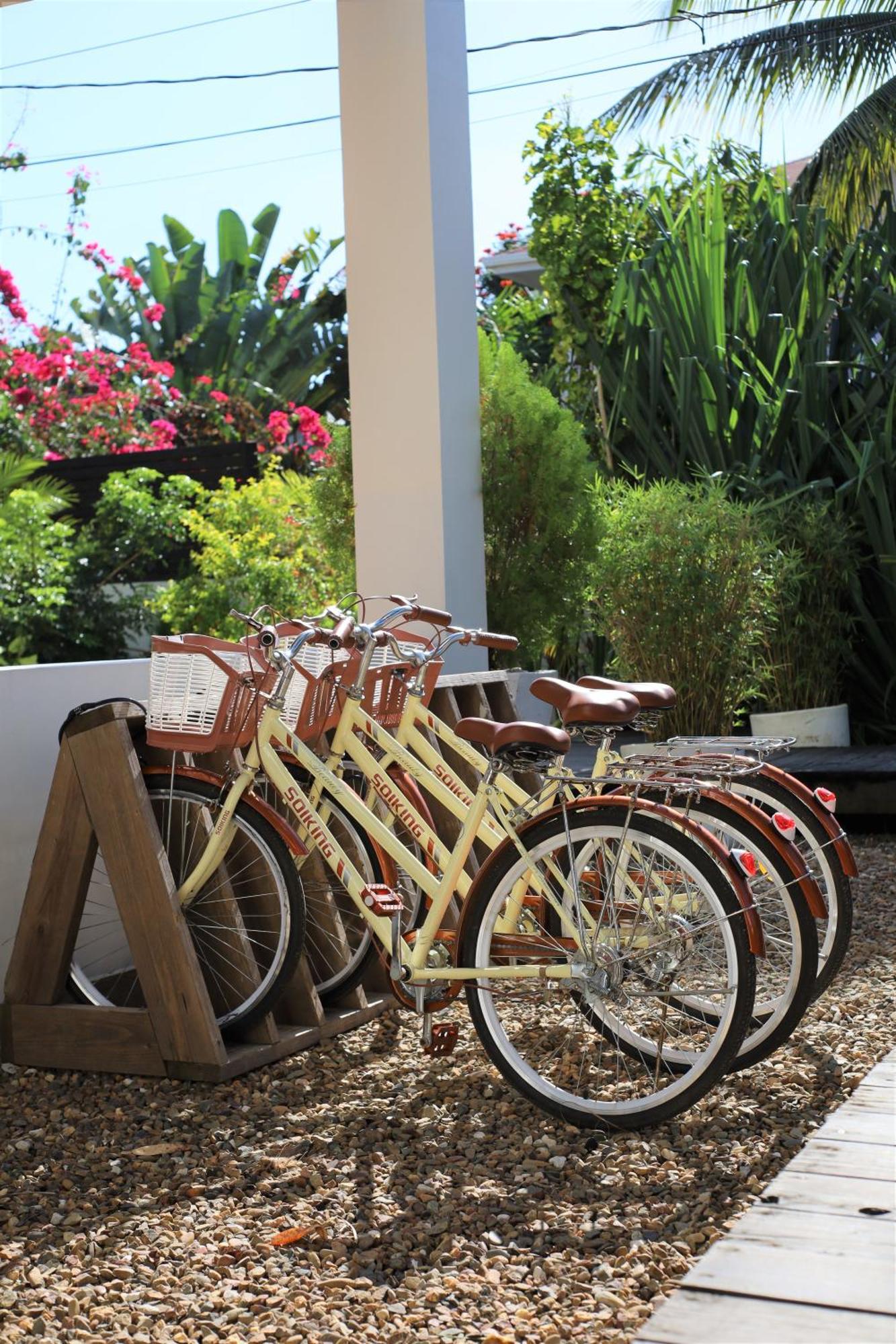 The Ellysian Boutique Hotel Placencia Екстериор снимка