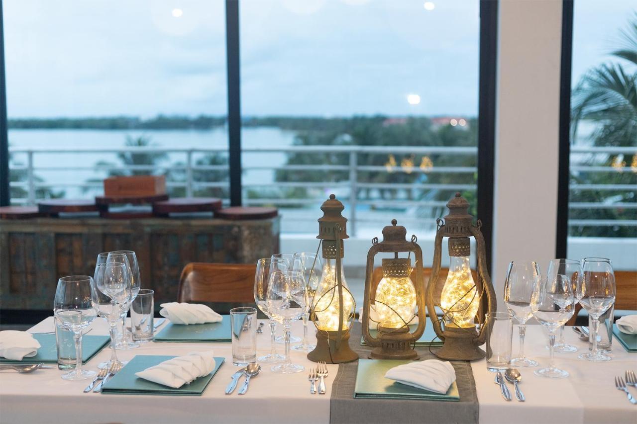 The Ellysian Boutique Hotel Placencia Екстериор снимка